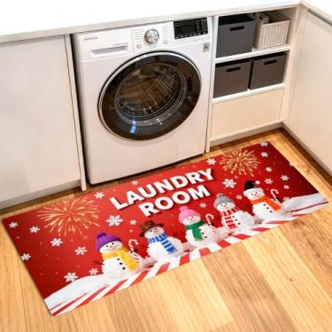 Imagem de ANNA QUEEN Tapete de lavanderia de Natal 50 x 129 cm – Tapete antiderrapante de gnomo vermelho para lavanderia, cozinha, entrada, decoração de férias (sala variada cinco bonecos de neve)