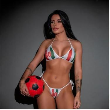 Imagem de Pimenta Sexy Mini Fantasia Torcedora, Biquíni Tricolor Verde, Branco e Vermelho, Estilo Futebol com Detalhe Número 10
