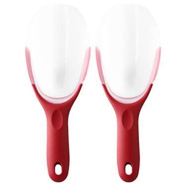 Imagem de Spring Chef Colher de gelo magnética, plástico flexível translúcido contornado com cabo macio para gelo, farinha, arroz, pipoca, comida para animais de estimação – conjunto com 2, vermelho