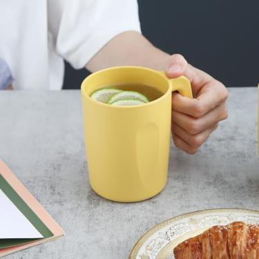 Imagem de 1 copo reutilizável com alça, copo de plástico, para casa e acampamento, copo de água com palha, para bebida, água, chá, suco e leite, pode ser lavado na lava-louças (gengibre)