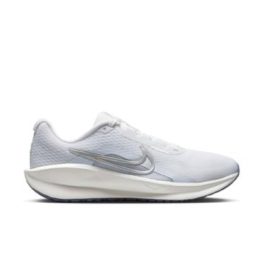 Imagem de Nike Tênis feminino Downshifter 13, Branco/prata metálico/cinza futebol/índigo mundial/branco Summit, 42