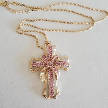 Imagem de 1 adorável colar com pingente de liga em formato de cruz incrustado de diamante Y2k, perfeito para uso diário feminino, festas, bailes e encontros.