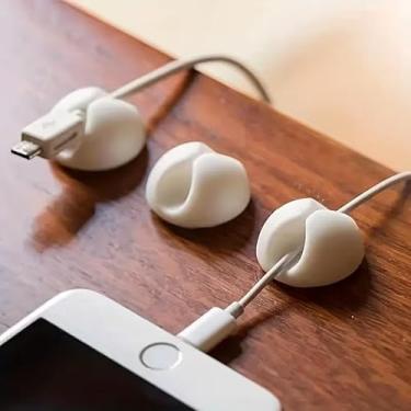 Imagem de 6 peças, 6 peças de clipes de cabo para gerenciadores de cabos, suporte de cabo para mesa, organizador de cabos adesivos, branco, 6 peças