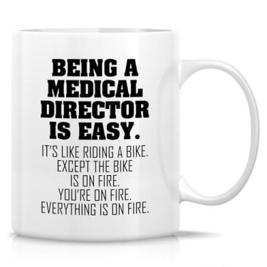 Imagem de Retreez Caneca engraçada de diretor médico - xícara de café ou chá de cerâmica de 325 ml - Presente sarcástico bem-humorado para diretor médico, diretor clínico - aniversário, feriados, presente de