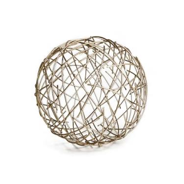 Imagem de Escultura Esfera Metálica Dourada, Formato Redondo Vazado, Decoração Moderna, 21x21x21cm
