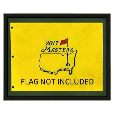 Imagem de YhoBuy Molduras de bandeira de golfe de 40,6 x 50,8 cm para bandeira de golfe de 33 x 43 cm, moldura de golfe verde de madeira premium, padrão de madeira (cola necessária