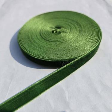 Imagem de FAYADA Fita de veludo verde vintage 10 m para árvore de Natal, embrulho de presente, buquê de flores, decorações de guirlanda, fabricação de laço, costura (verde, 9,5 cm)