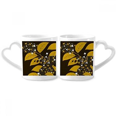 Imagem de Conjunto de canecas de porcelana para casal preto com pintura de cultura japonesa e alça de coração