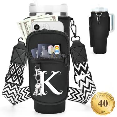 Imagem de LOKASS Suporte de garrafa de água personalizado com alça para acessórios Stanley Cup Tumbler de 1,134 g, bolsa de transporte inicial para garrafa de água com bolso para telefone, para mulheres, ideal