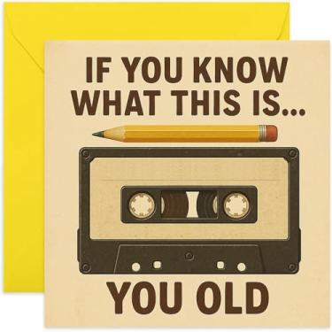Imagem de Cartão de aniversário engraçado para homens e mulheres, fita cassete e lápis, design hilário de piada de velhice para pai marido esposa mãe 60s 70s 80s 90s - quadrado, em branco por dentro com