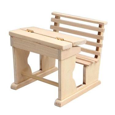 Imagem de Móveis de casa de bonecas em miniatura, mesa escolar de madeira em esc