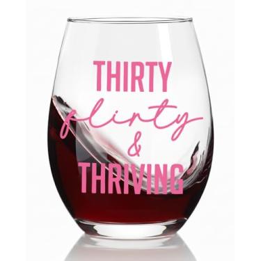 Imagem de Ymzkpoa Presentes de taça de vinho Thirty Flirty Thriving 30th Birthday Stemless para mulheres, irmãs, amigas, ela, melhor amiga, filha, lindas ideias de presentes de vinho, decorações de vidro de 30