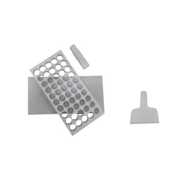 Imagem de Placa Porcionadora de Doces Brigadeiro Beijinho 18g 45 Furos + Espátula