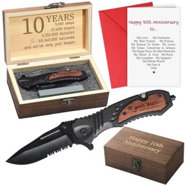 Imagem de Leriton Presente de 10 anos de estanho para ele, presente de estanho, faca dobrável de bolso gravada com caixa de madeira, lembrancinhas de aniversário de casamento personalizadas para homens