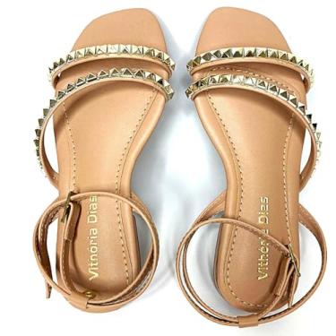 Imagem de Sandália Gladiadora Feminina, Nude com Tachas Douradas, Tiras Entrelaçadas, Rasterinha.