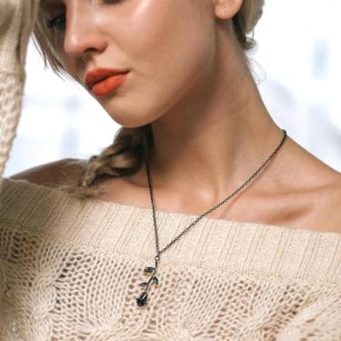 Imagem de Colares femininos de aço inoxidável com flor de rosa/martelo/cruz/São Jude Thaddeus/borboleta/colar com pingente celta masculino joia rigiosa, One Size, Aço inoxidável, Sem Pedra Preciosa