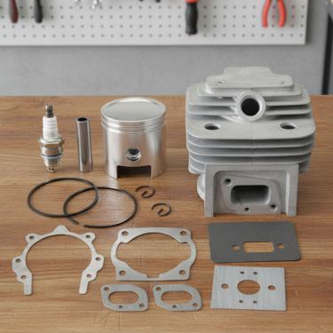 Imagem de Kit Cilindro Pistão Jogo De Juntas Vela Roçadeiras 52cc 44mm