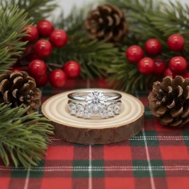 Imagem de Um conjunto de anéis de casal com design geométrico de mulheres requintadas leves luxuosas joias finas para uso diário para festa de formatura, Cobre, Sem pedra preciosa