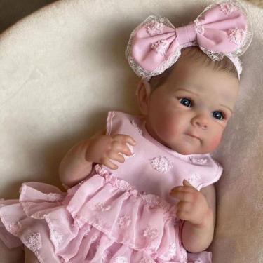 Imagem de Bebê Reborn Menina Toda De Silicone De Vinil Artesanal