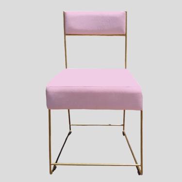 Imagem de Cadeira Atena Base De Ferro Maciço Dourada Suede Rosa Bebê D`classe Decor