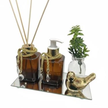 Imagem de Kit Lavabo Completo Frasco Pet 200ml Aromatizador e Saboneteira Com Bandeja Vaso Planta e Passarinho(Âmbar c/Dourado)