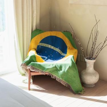 Imagem de Ceibo House Cobertor de tecido com bandeira do Brasil | Mistura de algodão leve | 177 x 127 cm | Cobertor multiuso para cama, sofá, piquenique, praia, tapeçaria, decoração ou presente