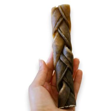 Imagem de Trança Bovina Desidratada SEM PELO - Modedor Natural para Cães - Natuka (Pequena)