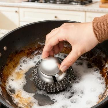 Imagem de Escova de limpeza de lã de aço de 2 peças, escova de aço inoxidável com alça, adequada para limpar pratos, panelas de ferro fundido, panelas de estoque, frigideiras, grelhas