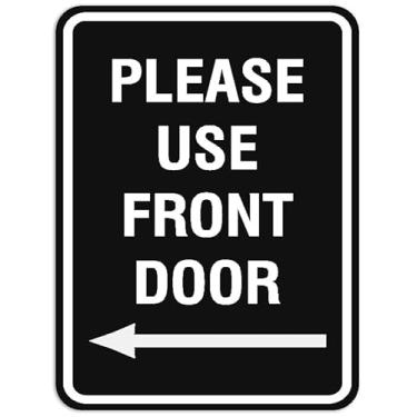 Imagem de Signs ByLITA Retrato redondo, use sinal de seta para a esquerda da porta da frente - Letras gravadas a laser | Plástico ABS durável | Cores vibrantes | Fita de espuma poderosa (preto) - Grande