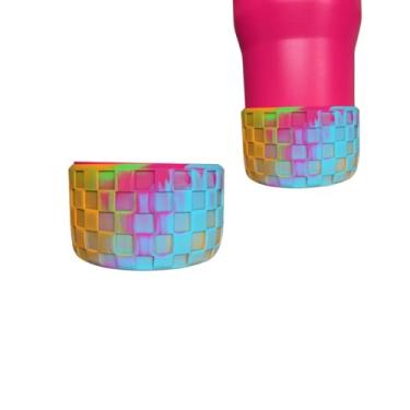 Imagem de ROYALTY ESSENTIALS Botas de silicone protetoras de silicone para garrafas de água Stanley, capa de manga antiderrapante, para garrafas de água de 7 a 7,5 cm (mistura texturizada de cores neon)