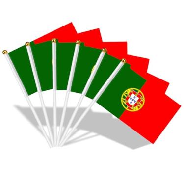Imagem de AhfuLife 15 peças de bandeiras de Portugal em varas para decorações de 10 de junho, pequenas bandeiras de Portugal portáteis com mastro branco de 30 cm para decoração olímpica de futebol e festa em