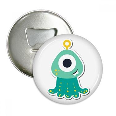 Imagem de Emblema multifuncional com símbolo de ímã de geladeira e monstro ciclopes do universo e alienígena