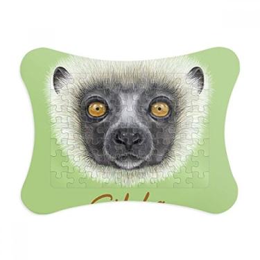 Imagem de Moldura de quebra-cabeça de animal de macaco sifaka branco fofo, enfeite de quebra-cabeça