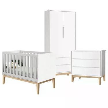 Imagem de Quarto Infantil Classic 2 Portas Branco Fosco Com Pés Madeira Natural Reller Móveis