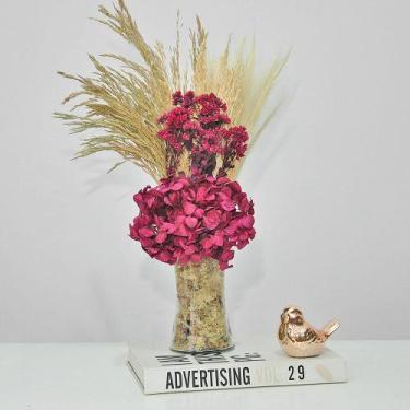 Imagem de Arranjo de flores desidratadas com hortênsia vinho + vaso de vidro - B