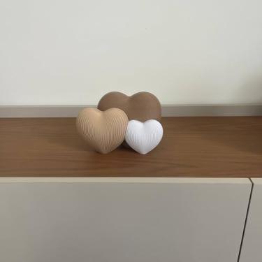 Imagem de Trio Corações Decorativos Nordico Minimalista | Enfeite Mesa Sala Quarto | Escultura 3D Moderno (12cm Altura)