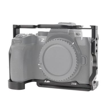 Imagem de Hersmay Estabilizador de vídeo de gaiola de câmera de alumínio Z50 II para Nikon Z50 II Kit de câmera vlogging sem espelho com sapata fria, orifícios de localização de alça, vários orifícios de