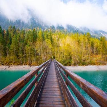 Imagem de Quadro Decorativo com Estampa de Ponte - Arte de Parede Moderna e Elegante Tamanho 30x30cm