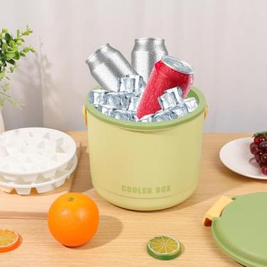 Imagem de DJAPWPX Balde de gelo isolado de 2,6 L com tampa e colher – refrigerador portátil para bebidas, piquenique ao ar livre, acampamento e festas – Recipiente para freezer PP à prova de vazamento para