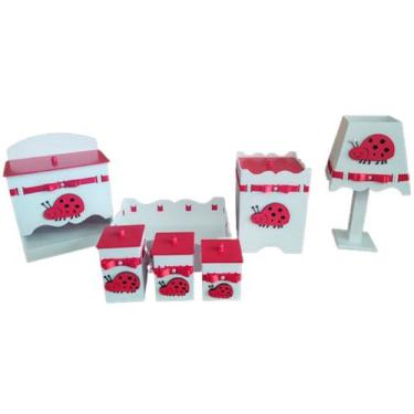 Imagem de kit higiene bebe 08 peças em mdf pintado cor branco com vermelho e apl