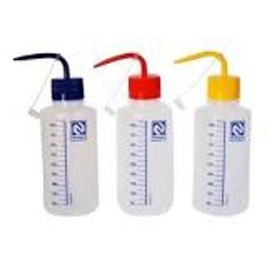 Imagem de Pisseta graduada 500ml com tampa colorida (kit com 3 peças) - Nalgon