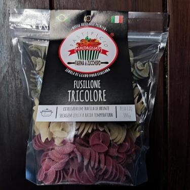 Imagem de Macarrão artesanal,Goumert e natural, sem conservantes Fusillone Tricolore, massa de semola de Gran duro, Pacote de 300g