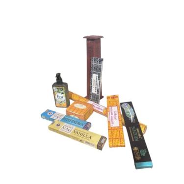 Imagem de Kit Bem-Estar com Incensos Nag Champa 1 de jardim e 5 incensos à base de massala e óleos essenciais, Vanilla, Reiki, Black e Benzoin, Sabonete Líquido, Incensário de Madeira, e vela aromática