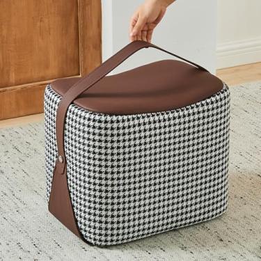 Imagem de CozyDH Apoio para os pés otomano de couro com design portátil, banco de pés marrom, assento otomano pequeno com moldura de madeira, para sala de estar, quarto, escritório, hall de entrada