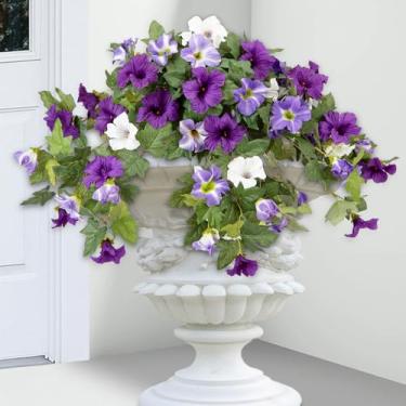 Imagem de Laelfe Flores artificiais de petúnia de outono, pacote com 2 plantas de seda resistentes a UV para decoração de jardim interno e externo, varanda, quintal, varanda (roxo)