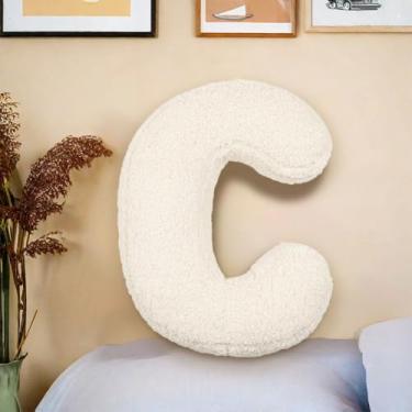 Imagem de Travesseiro de pelúcia com letras, almofadas decorativas em forma de letra inicial para cama de sofá, letras alfabeto inglês A a Z para decoração de sofá e sala de estar (C)