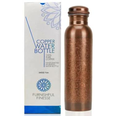Imagem de FURNISHFUL FINESSE Garrafa de cobre antigo de 1000 ml Garrafas de água de cobre puro com bolsa de transporte de lona para esportes, academia, ioga, caminhadas, vaso ayurvédico antigo feito à mão 1