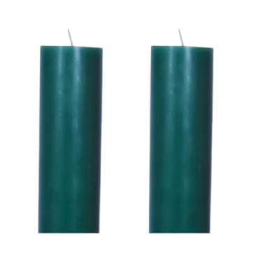 Imagem de 2 Velas de Altar 15 cm de altura e 5 cm de diâmetro, vela do advento, 6 opções de cores, 260 gramas cada. Com papel celofane premium, parafina 100% pura. Marca Velas Estrela (Verde)