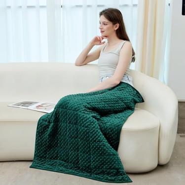 Imagem de YUSRA Cobertor pequeno com peso de 2,7 kg, cobertor macio e ponderado para adultos, cobertor ponderado de viagem para uso externo, cobertor de veludo de cristal portátil para todas as estações, verde
