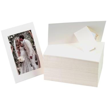 Imagem de JMUQ Pacote com 100 molduras de papel, 10 x 6, molduras brancas de papelão com cavalete, moldura de papel a granel para casamento, formatura, artesanato em sala de aula DIY